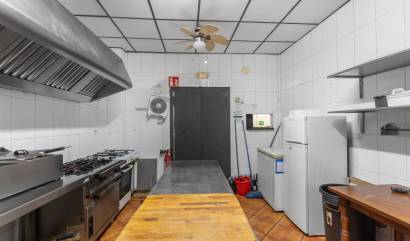 Venta - Comercial - Torrevieja - Estacion de autobuses