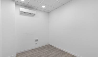 Venta - Comercial - Torrevieja - La Mata pueblo