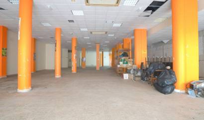 Venta - Comercial - Torrevieja
