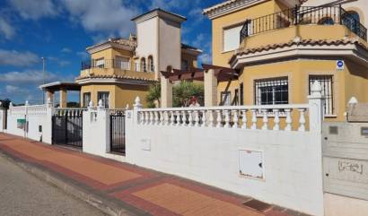 Venta - Detached Villa - Algorfa