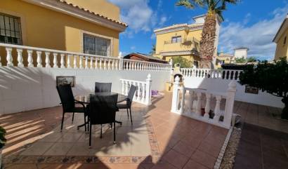 Venta - Detached Villa - Algorfa