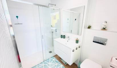 Venta - Semi Detached - Los Montesinos - La Herada