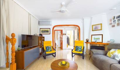 Venta - Semi Detached - Pinar de Campoverde