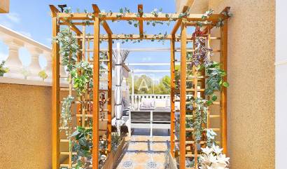 Venta - Semi Detached - Pinar de Campoverde