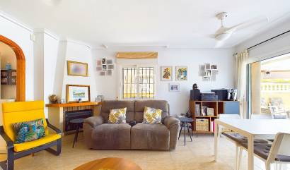 Venta - Semi Detached - Pinar de Campoverde