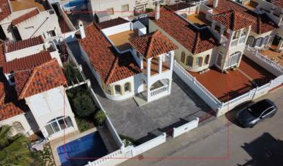 Venta - Villa - Algorfa