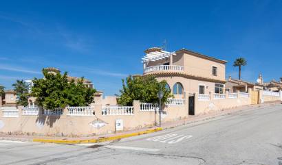 Venta - Villa - Benijofar