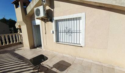 Venta - Villa - Canadas de San Pedro