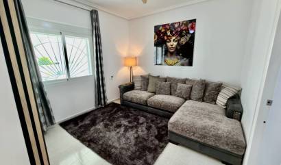 Venta - Villa - Ciudad Quesada - Central Quesada