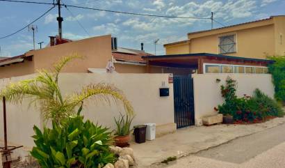 Venta - Villa - Dolores