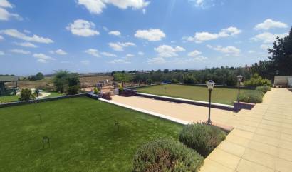 Venta - Villa - Gea y Truyols