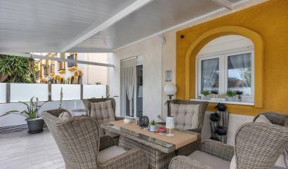 Venta - Villa - Guardamar del Segura - Urbanizaciones