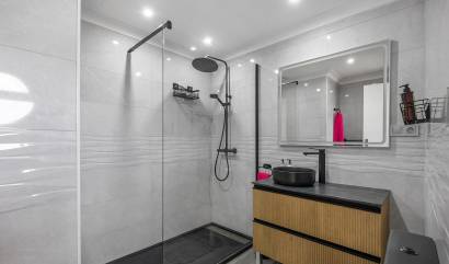 Venta - Villa - Guardamar del Segura - Urbanizaciones