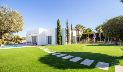 Venta - Villa - Las Colinas Golf Resort - Las Colinas Golf