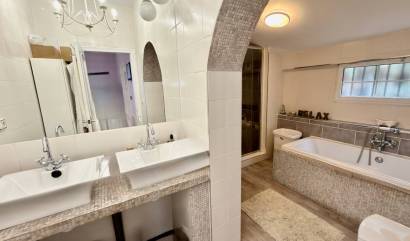 Venta - Villa - Las Heredades - Heredades