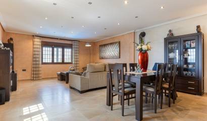 Venta - Villa - Los Montesinos - La Herrada