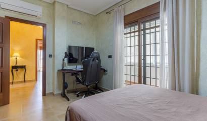 Venta - Villa - Los Montesinos - La Herrada