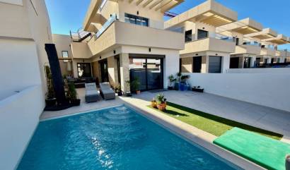 Venta - Villa - Los Montesinos - La Herrada