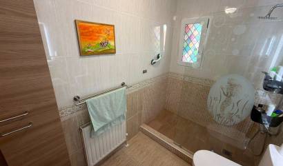 Venta - Villa - Los Montesinos - La Herrada