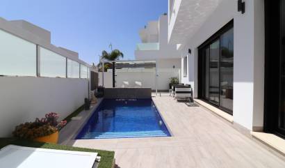 Venta - Villa - Los Montesinos