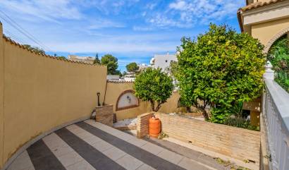 Venta - Villa - Orihuela Costa - Castillo de Don Juan