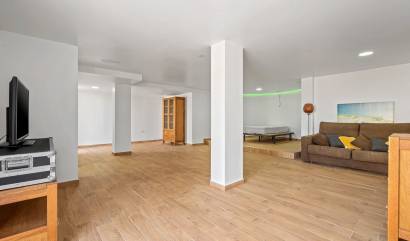 Venta - Villa - Orihuela Costa - Castillo de Don Juan