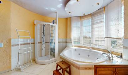 Venta - Villa - Orihuela Costa - La Zenia