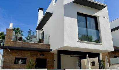 Venta - Villa - Orihuela Costa - Lomas de Cabo Roig