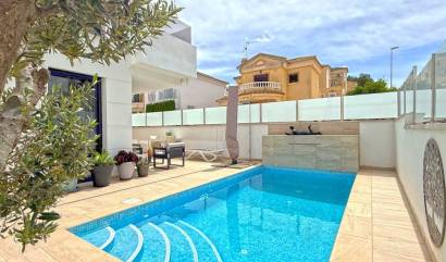 Venta - Villa - Orihuela Costa - Villamartín