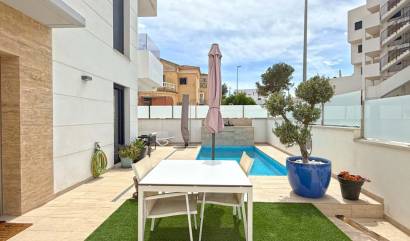 Venta - Villa - Orihuela Costa - Villamartín