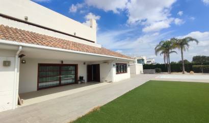 Venta - Villa - Peraleja Golf Resort