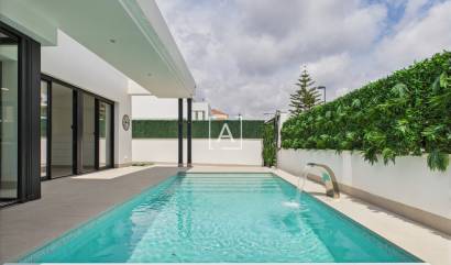 Venta - Villa - Pinar de Campoverde