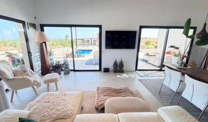 Venta - Villa - Pinoso