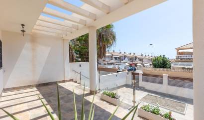 Venta - Villa - Torrevieja - Aguas Nuevas