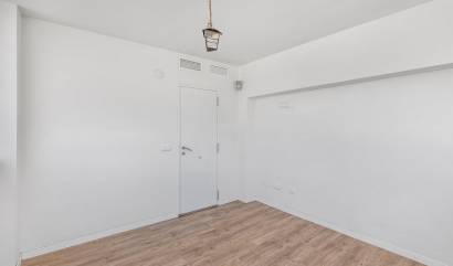 Venta - Villa - Torrevieja - Aguas Nuevas