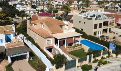 Venta - Villa - Torrevieja - La Mata