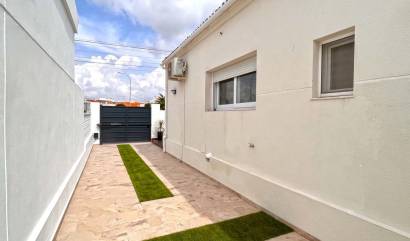 Venta - Villa - Torrevieja - San Luis