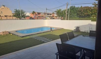 Venta - Villa - Torrevieja