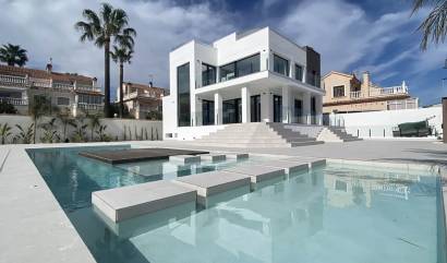 Venta - Villa - Torrevieja