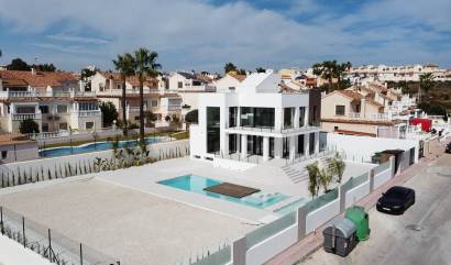 Venta - Villa - Torrevieja