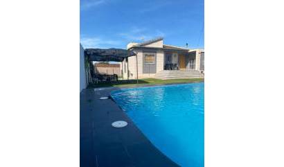 Venta - Villa - Torrevieja