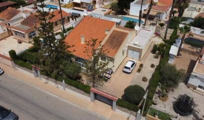 Venta - Villa - Torrevieja