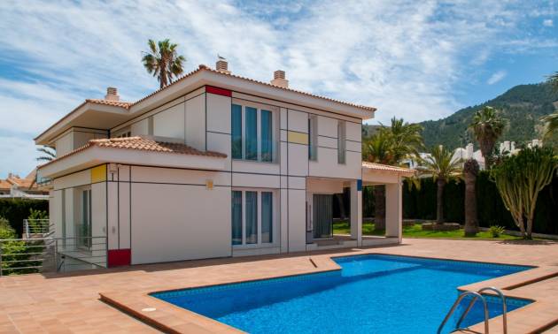 Villa - Bestaande woningen - Albir - Albir