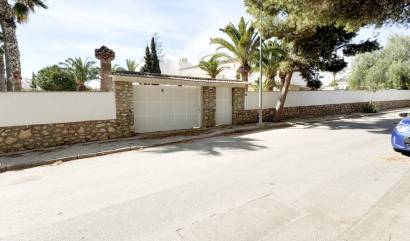 Villa - Bestaande woningen - Orihuela Costa - MOV-92641