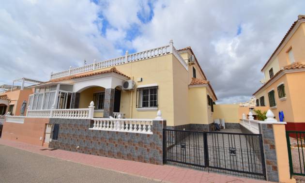 Villa - Bestaande woningen - Orihuela Costa - Orihuela Costa