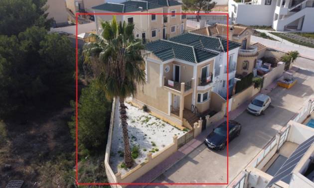 Villa - Bestaande woningen - Orihuela - Orihuela