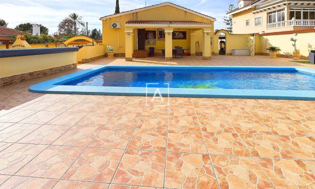 Villa - Bestaande woningen - Pinar de Campoverde - Pinar de Campoverde