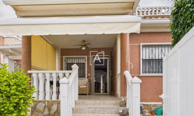 Villa - Bestaande woningen - Pinar de Campoverde - Pinar de Campoverde