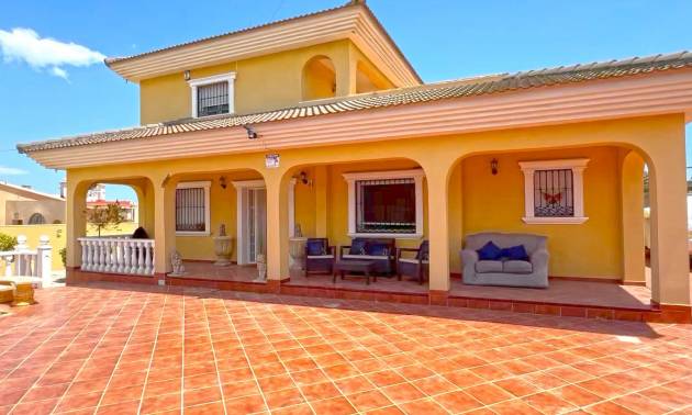 Villa - Bestaande woningen - Torrevieja - Los Balcones