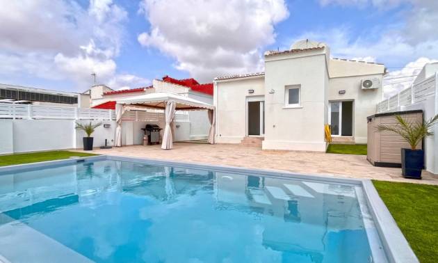 Villa - Bestaande woningen - Torrevieja - San Luis